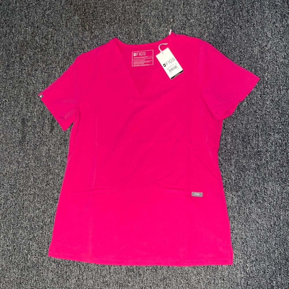 Figs three pocket scrub top, never worn before